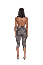 CROC HIGH NECK HALTER TOP