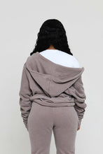 Load image into Gallery viewer, TAUPE STACKED SLEEVE ZIP UP HOODIE
